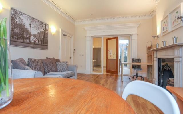Queens Large 2 Bdr & 1 Bdr Apartments By Belfast City Breaks 外观 照片